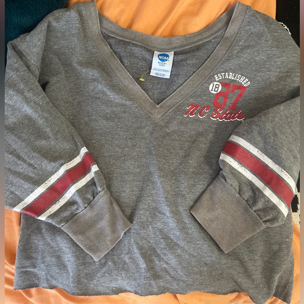 NC STATE Cropped Sweatshirt